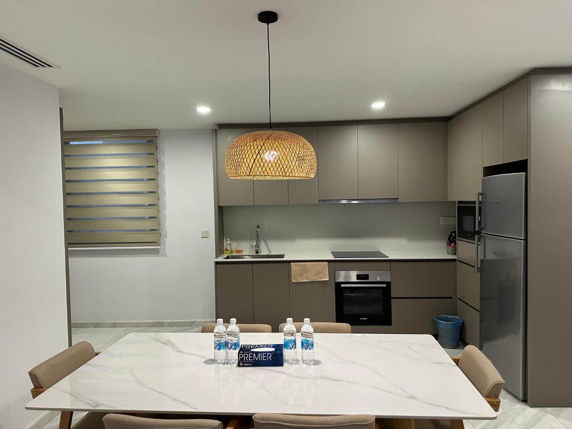 Eaton Service Apartment At Klcc Kuala Lumpur Esterno foto